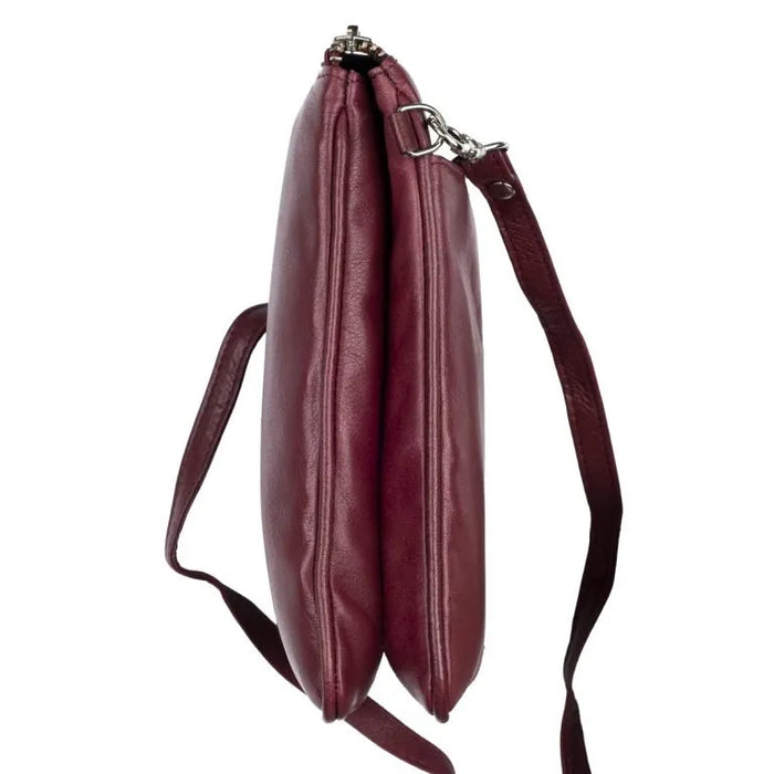 A. Eriksson nahkainen pikkulaukku Helinä Q viinin punainen