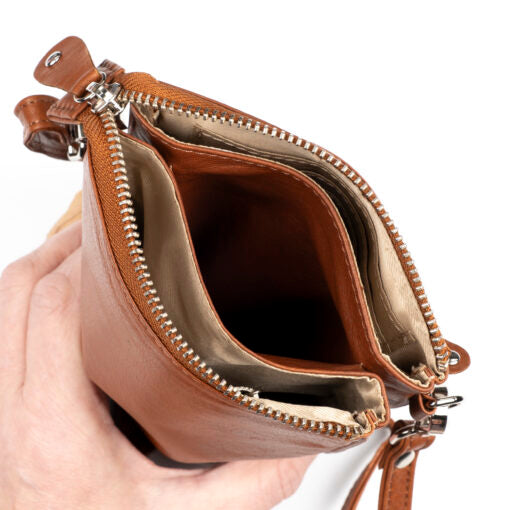 A. Eriksson nahkainen pikkulaukku Helinä Q ruskea