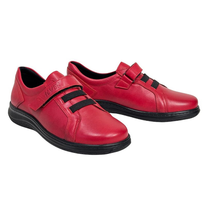 Ilves laajalestiset kävelykengät tarralla punainen