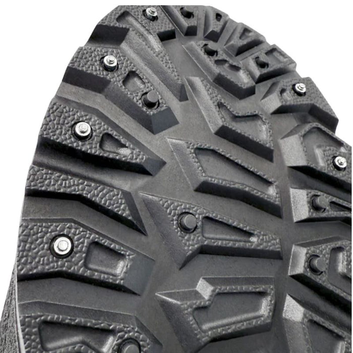 Kuoma nastasaappaat Universal musta