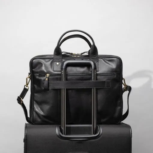 Nahkainen tietokonesalkku A. Eriksson Poikko, Paavo laptop musta