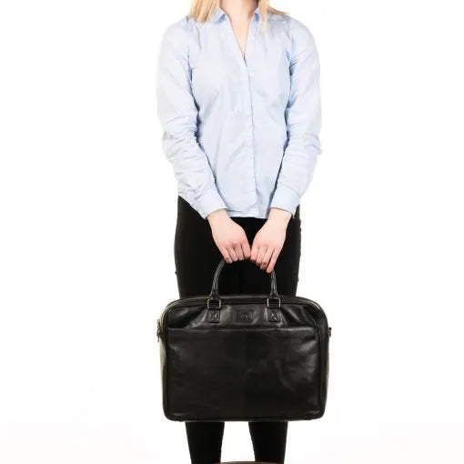 Nahkainen tietokonesalkku A. Eriksson Gullkrona Greg musta