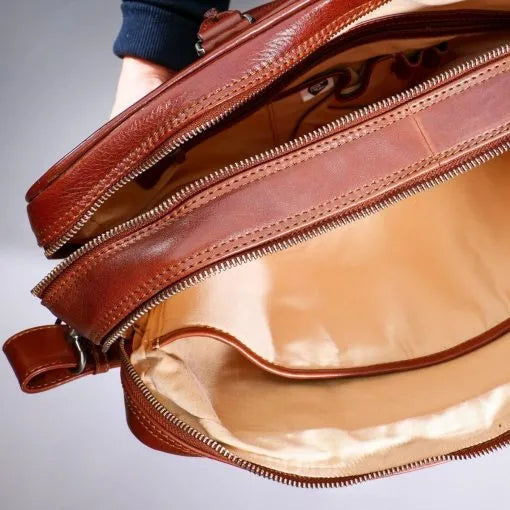 Nahkainen tietokonesalkku A. Eriksson Gullkrona Greg ruskea