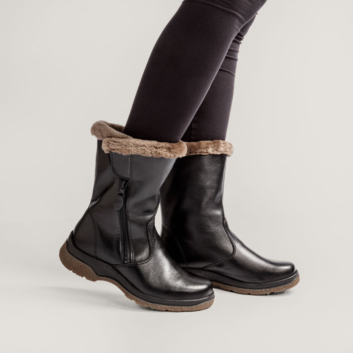 Piqant naisten talvisaappaat lampaanturkisvuorilla musta