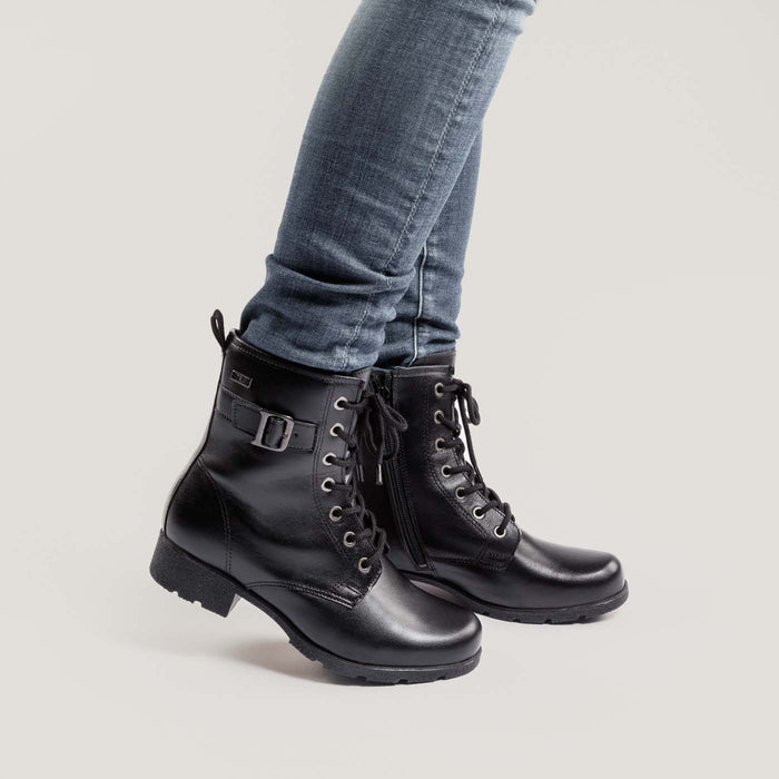 Piqant naisten nilkkurit musta