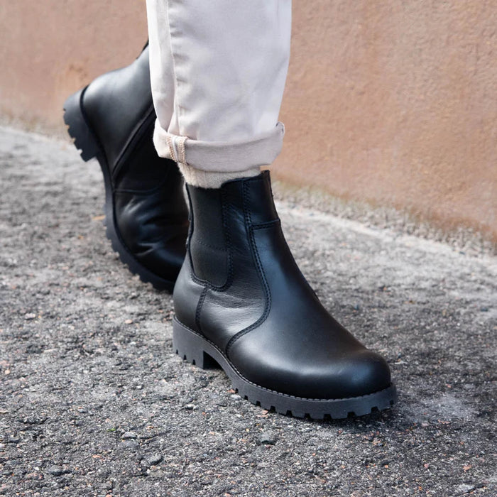 Pomar Aava Gore-Tex nilkkurit musta