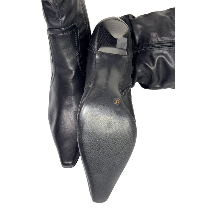 Tapas Kiki teräväkärkiset saappaat musta