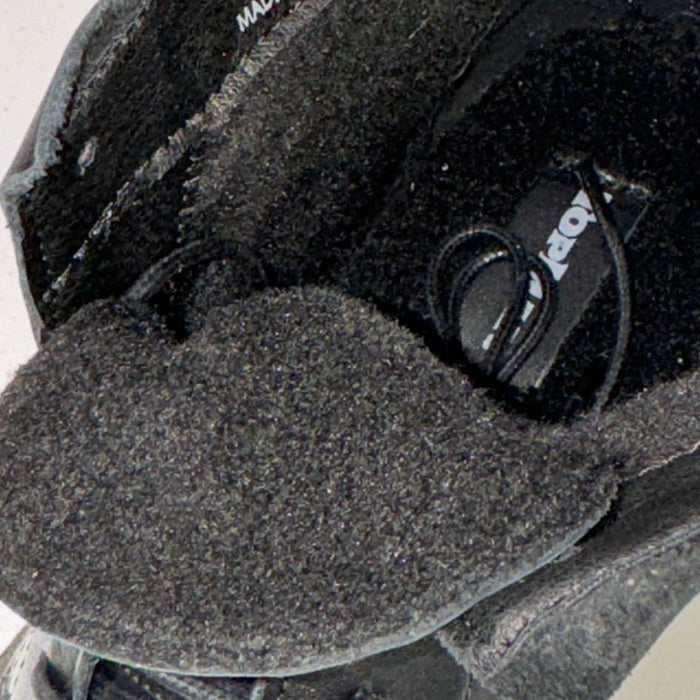 Topman nilkkurit peruslesti musta