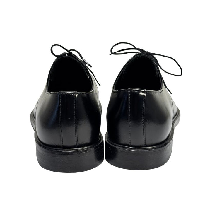 Topman miesten nahkapohjaiset juhlakengät musta