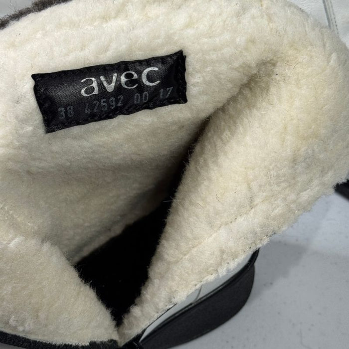 Topman naisten talvinilkkurit valkoinen