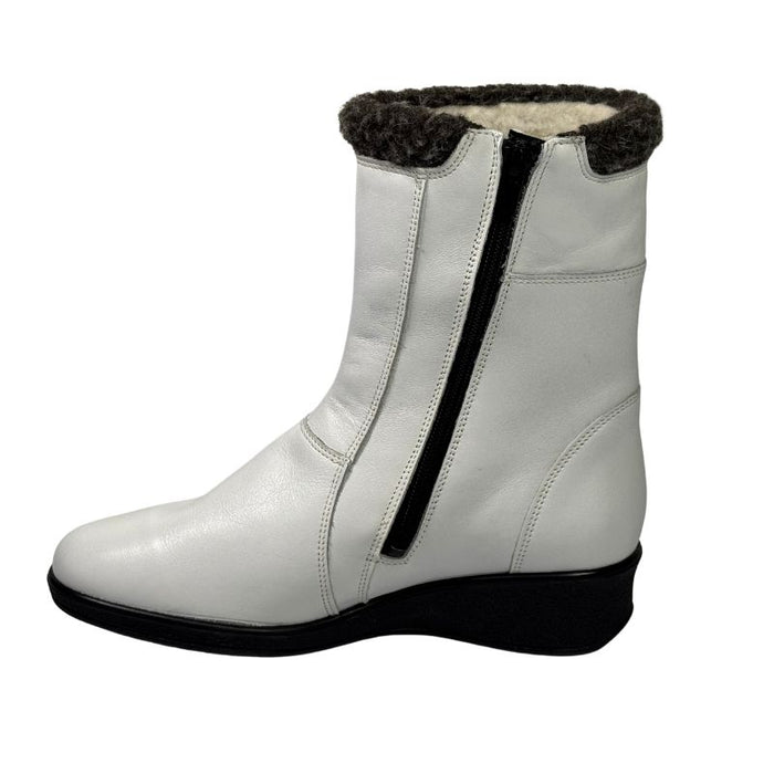 Topman naisten talvinilkkurit valkoinen